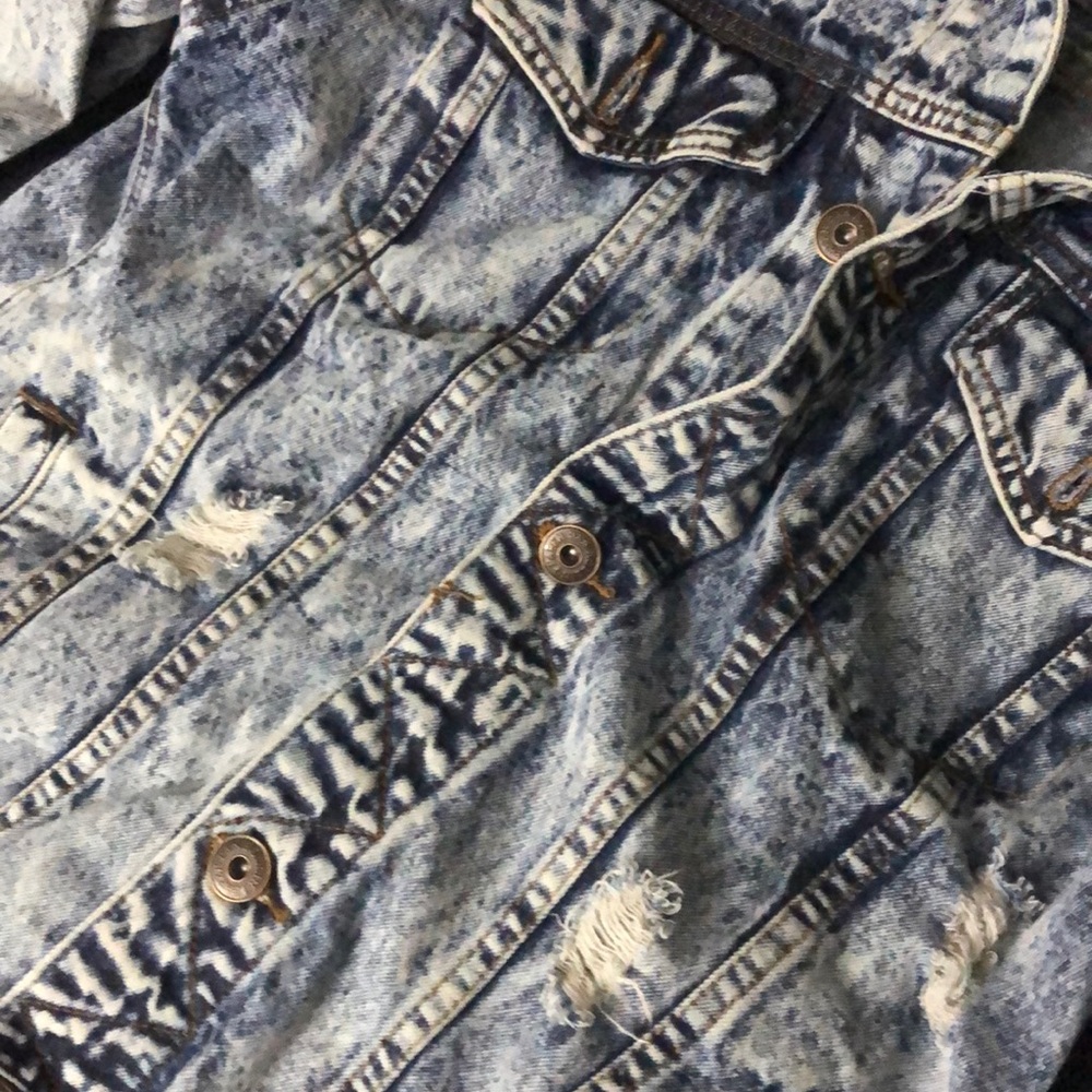 Jean jacket - Picture 3 of 5